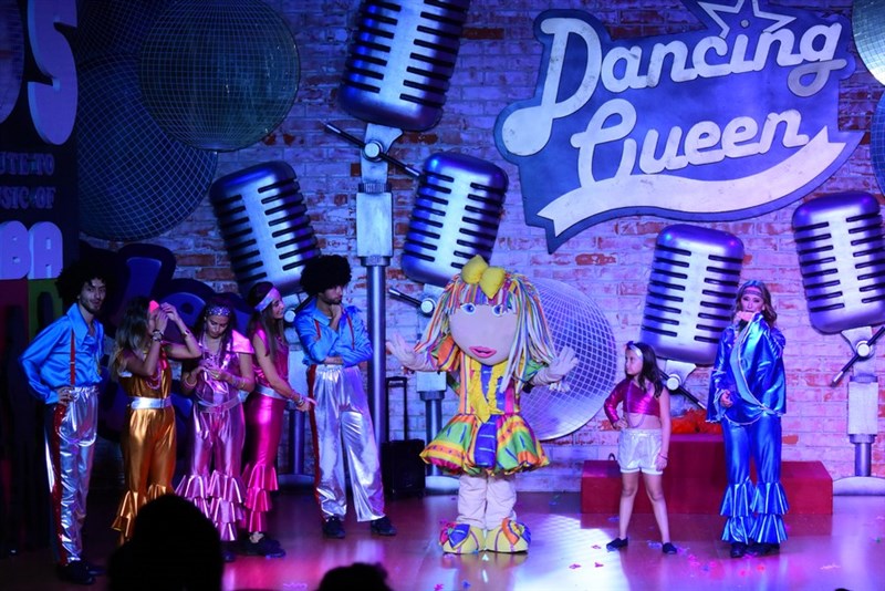 Dancing Queen un hommage a Abba by Kazadoo